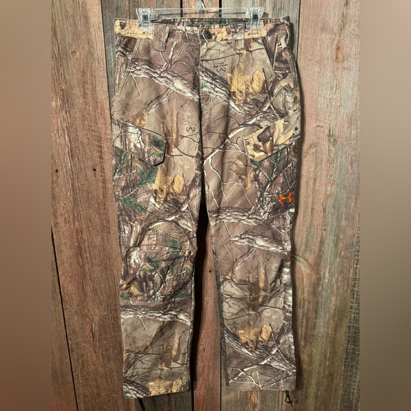 Under Armour Storm Mens 32/32 Camouflage Hunting Pants with Orange Logo